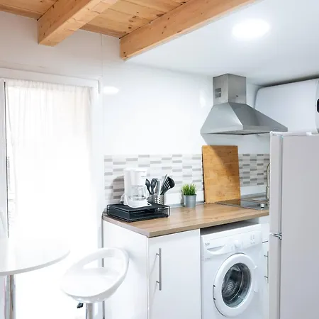 Go - Leopoldo Cano Center 아파트