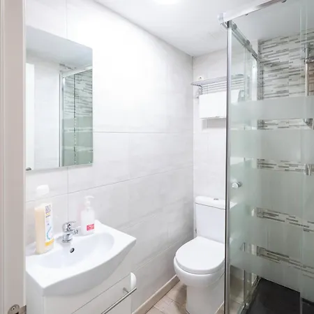 아파트 Go - Leopoldo Cano Center *