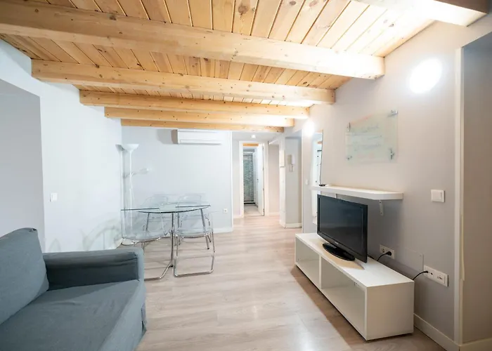 Go - Leopoldo Cano Center Apartment Valladolid