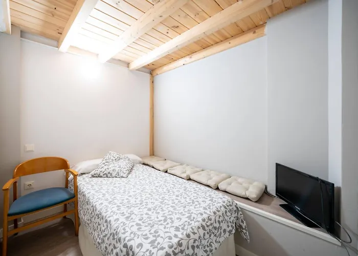 Go - Leopoldo Cano Center *